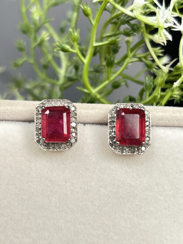 stunning 925 sterling silver gemstone stud earrings.