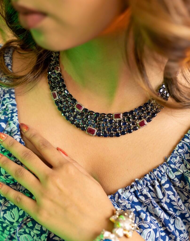 925 Silver Blue Sapphire & Ruby Collar Necklace with Single Cut Diamonds